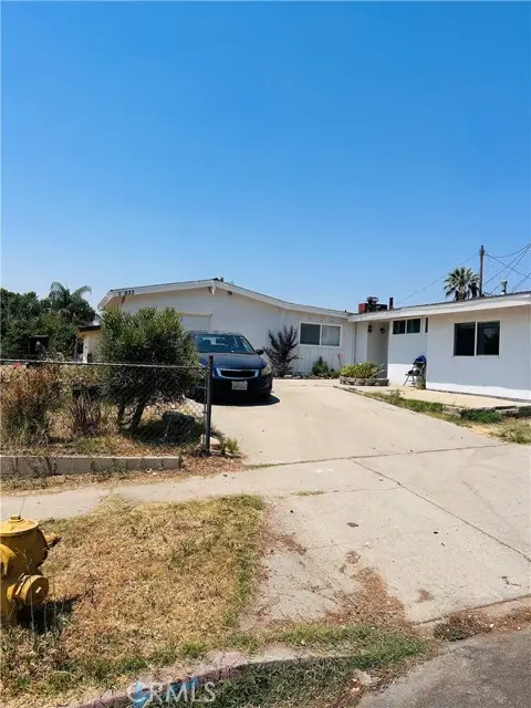 14833 Ararat, Sylmar, CA 91342