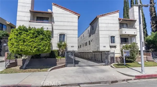 13203 Vanowen Street  #8, North Hollywood, CA 91605