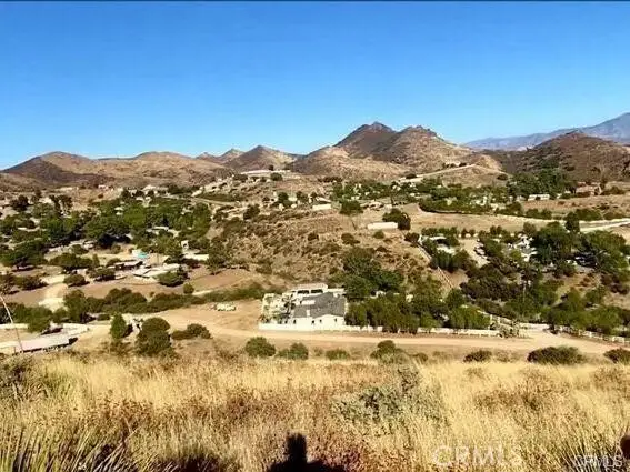 32600 Willow Lane, Santa Clarita, CA 91390