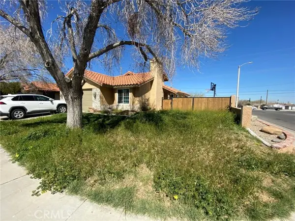 3217 Avenue S1, Palmdale, CA 93550