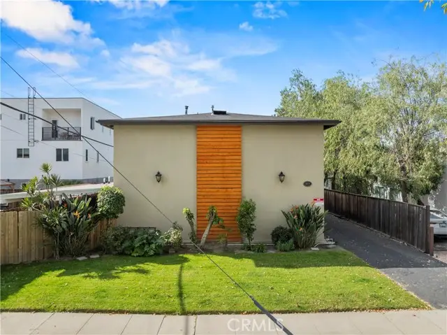 5619 Irvine, North Hollywood, CA 91601 - #2