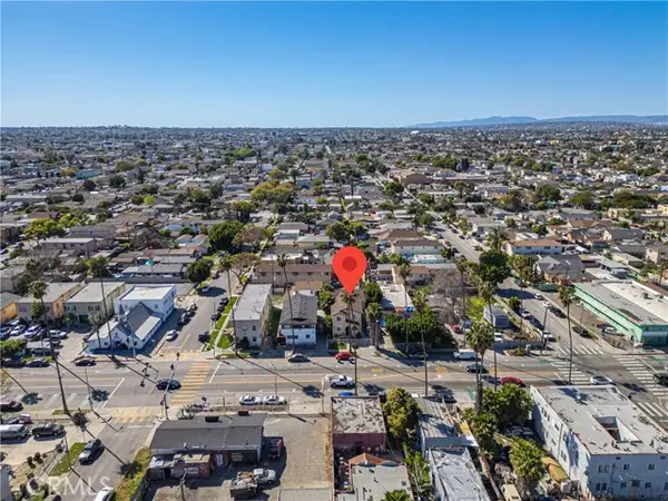 8315 Avalon, Los Angeles, CA 90003