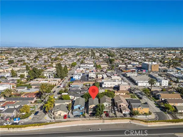 8410 Grand, Los Angeles, CA 90003