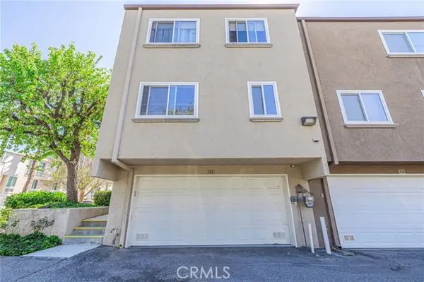 21901 Lassen Street  #155, Chatsworth, CA 91311