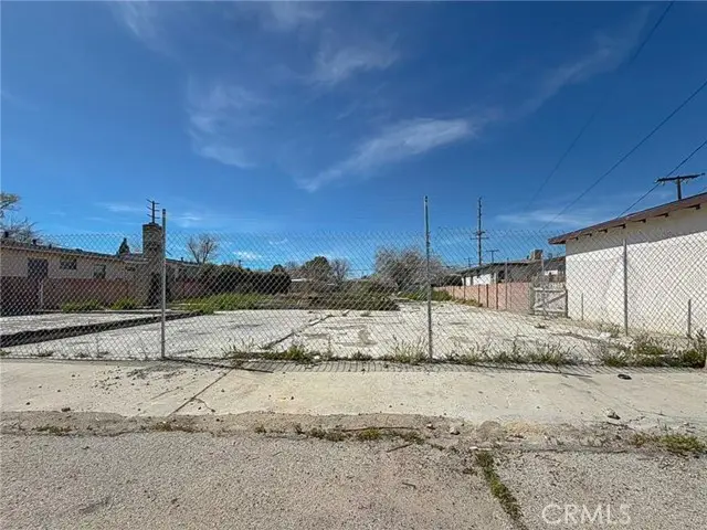 45356 10th Street, Lancaster, CA 93534 - #1