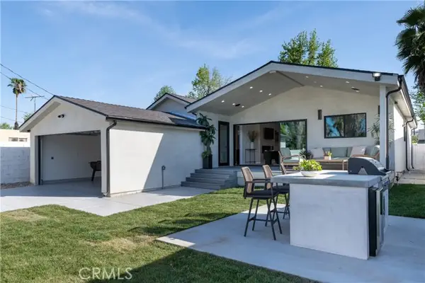 17469 Bullock Street, Encino, CA 91316