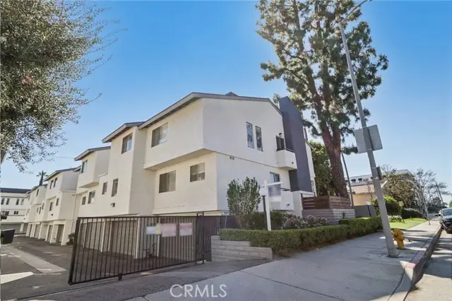 12390 Chandler Boulevard  #J, Valley Village, CA 91607 - #2