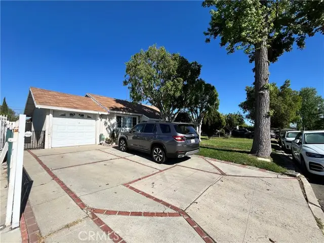 9606 Lev Avenue, Arleta, CA 91331 - #2