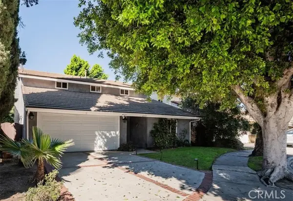 6321 Balcom Avenue, Encino, CA 91316