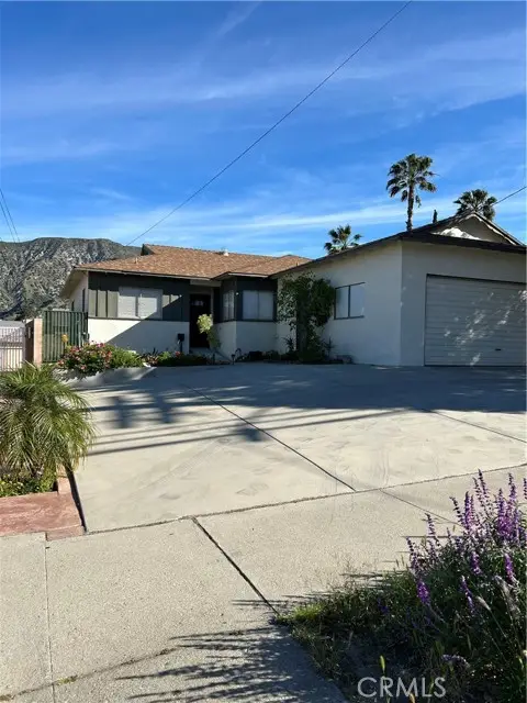 7941 Wentworth Avenue, Sunland, CA 91040