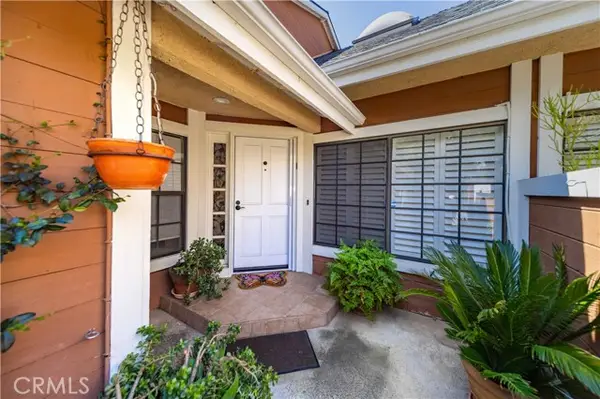 5930 Tampa  #204, Tarzana, CA 91356