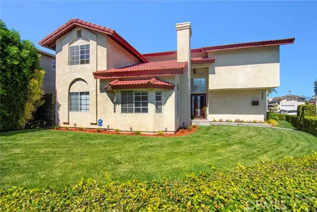 6347 Wynne Avenue, Tarzana, CA 91335 - #2