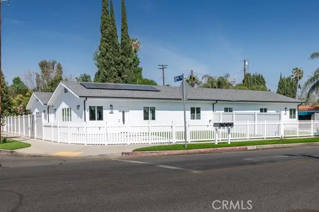 19453 Strathern Street, Reseda, CA 91335 - #1