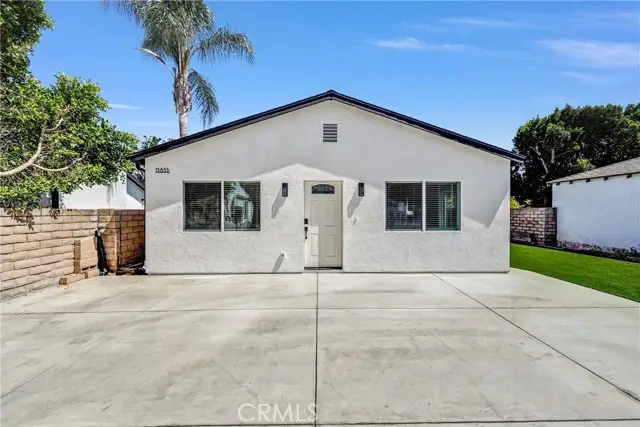 13831 Bessemer, Van Nuys, CA 91401 - #3