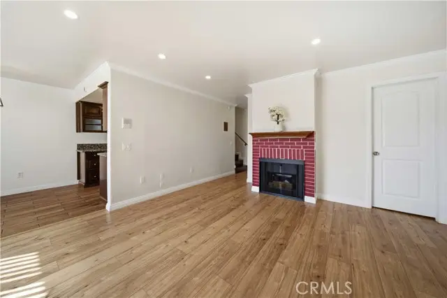 9047 Langdon Ave  #6, North Hills, CA 91343 - #3