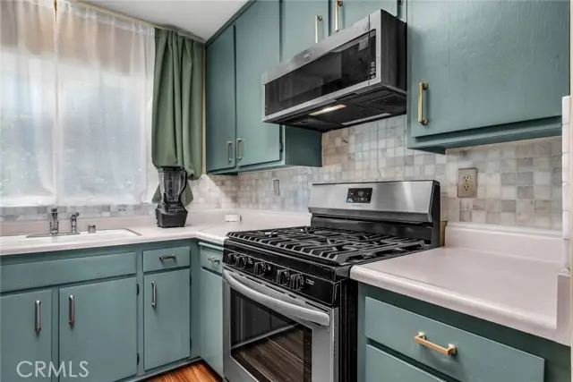 6629 Wilbur Avenue, Reseda, CA 91335 - #2