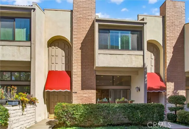 5240 Yarmouth  #4, Encino, CA 91316 - #2