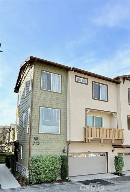 713 Azusa  #A, Azusa, CA 91702