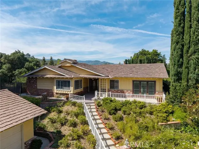 23428 Oakrun Lane, Newhall, CA 91321 - #3