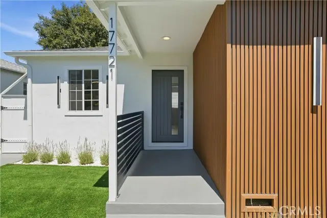 17721 Burbank, Encino, CA 91316 - #3