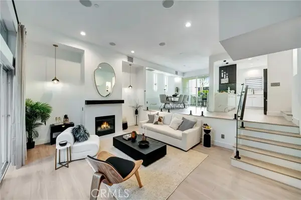 1020 Hilldale, West Hollywood, CA 90069
