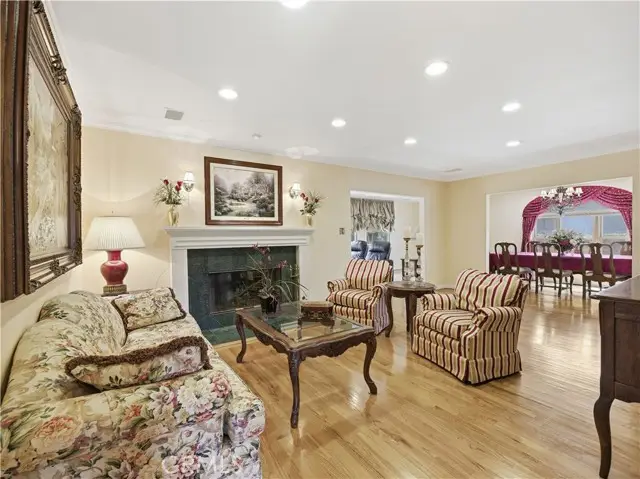 11614 Ostrom, Granada Hills, CA 91344 - #3