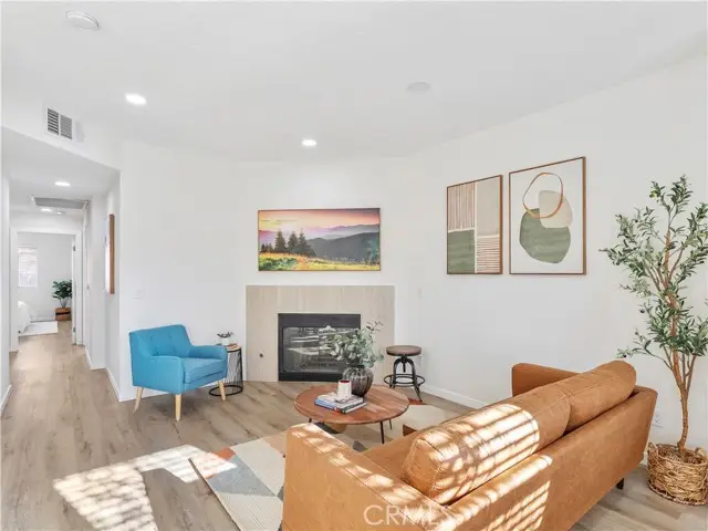 7320 Balboa Boulevard, Van Nuys, CA 91406 - #1