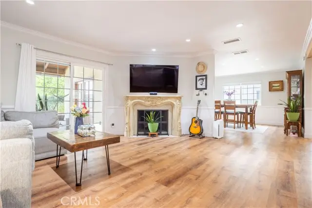 18900 Vincennes St, Northridge, CA 91324 - #3