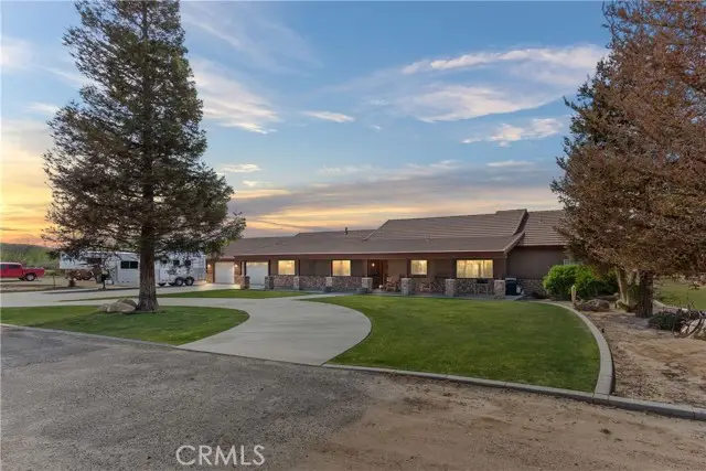 241 Vera Fern Drive, Bakersfield, CA 93308 - #2