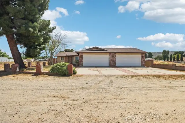 5209 Avenue M8, Lancaster, CA 93536 - #1
