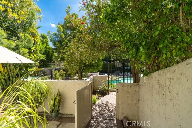 6225 Shoup Avenue  #90, Woodland Hills, CA 91367 - #2