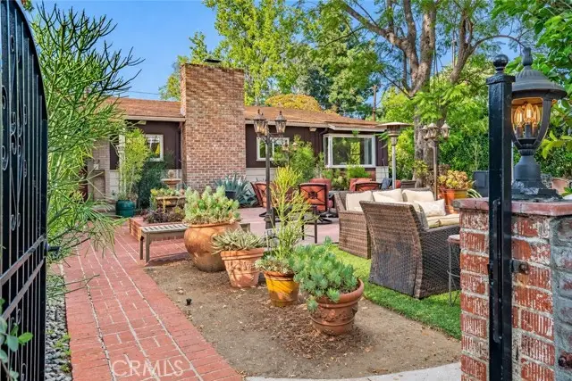 13405 Tiara Street, Van Nuys, CA 91401 - #1