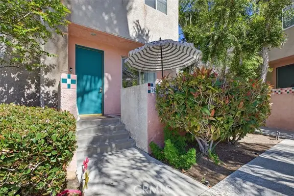 13901 Olive View Lane  #14, Sylmar, CA 91342