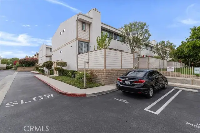 10231 Independence, Chatsworth, CA 91311 - #1