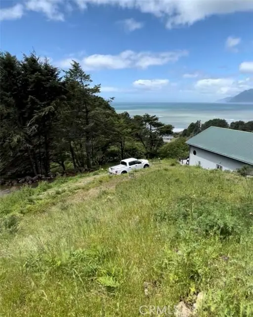 53 Redcrest Court, Whitethorn, CA 95589 - #2