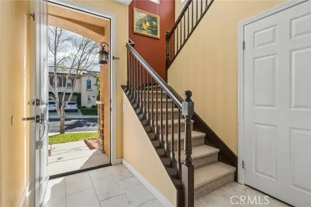 27054 Mountain Willow Court, Canyon Country, CA 91387 - #3