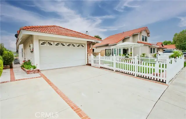 27820 Wakefield, Castaic, CA 91384 - #2