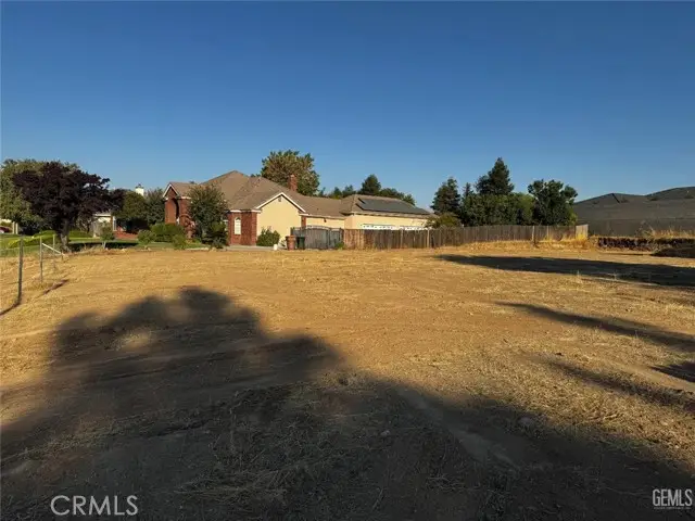 12103 Vista Montana, Bakersfield, CA 93306 - #2