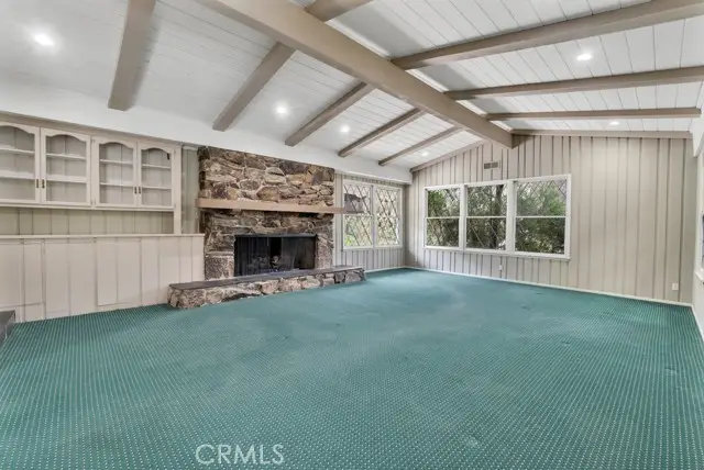 4809 Queen Victoria Road, Woodland Hills, CA 91364 - #3