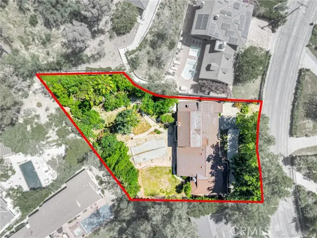 20555 Dumont Street, Woodland Hills, CA 91364 - #3