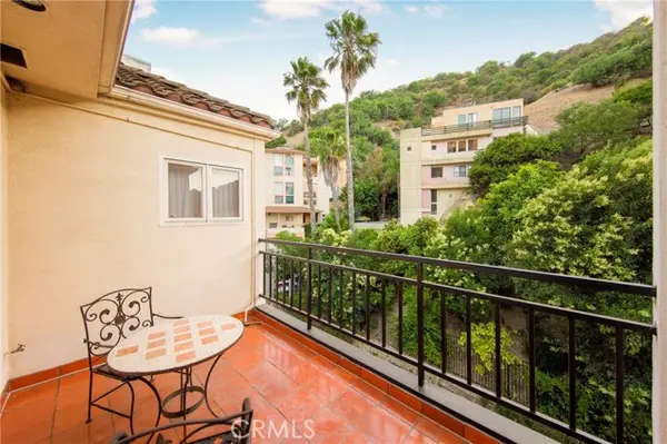 3546 Dixie Canyon, Sherman Oaks, CA 91423