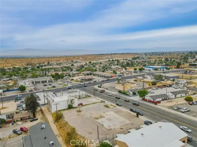 16650 Mojave Dr, Victorville, CA 92395 - #3