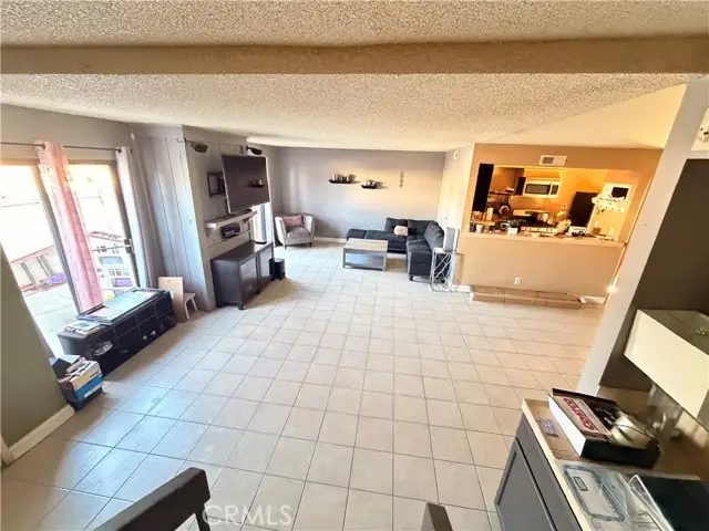 8341 De Soto  #10, Canoga Park, CA 91304 - #3