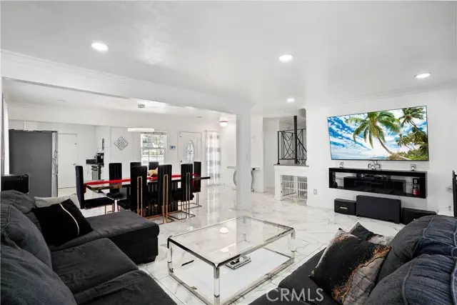 9021 Oneida Avenue, Sun Valley, CA 91352 - #2