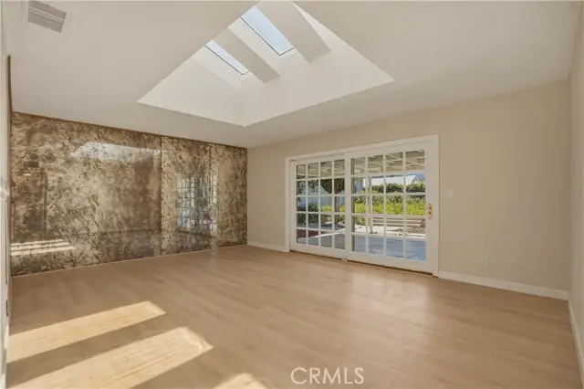 1534 Wallace, Simi Valley, CA 93065 - #2