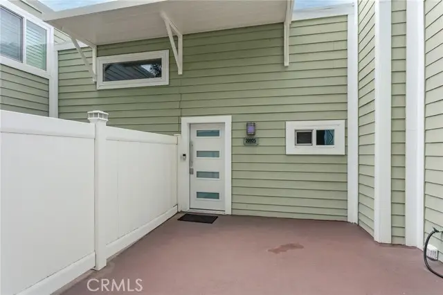 20925 Almazan Road, Woodland Hills, CA 91364 - #2