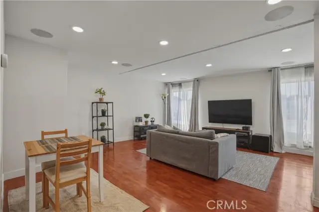 6151 Reseda Boulevard  #13, Tarzana, CA 91335 - #2