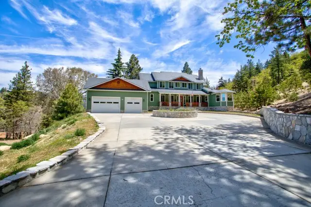 32557 Pine Cone Ct A&B, Running Springs, CA 92382 - #3