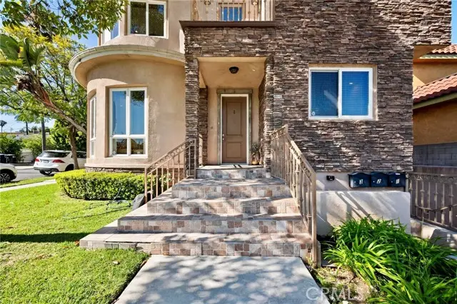 210 S Cedar Street  #1, Glendale, CA 91205 - #3