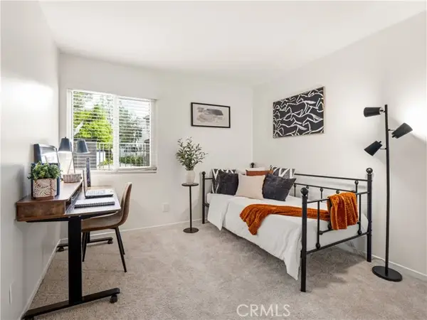 25011 Peachland Avenue  #127, Newhall, CA 91321